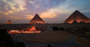 3 Pyramids Hotel